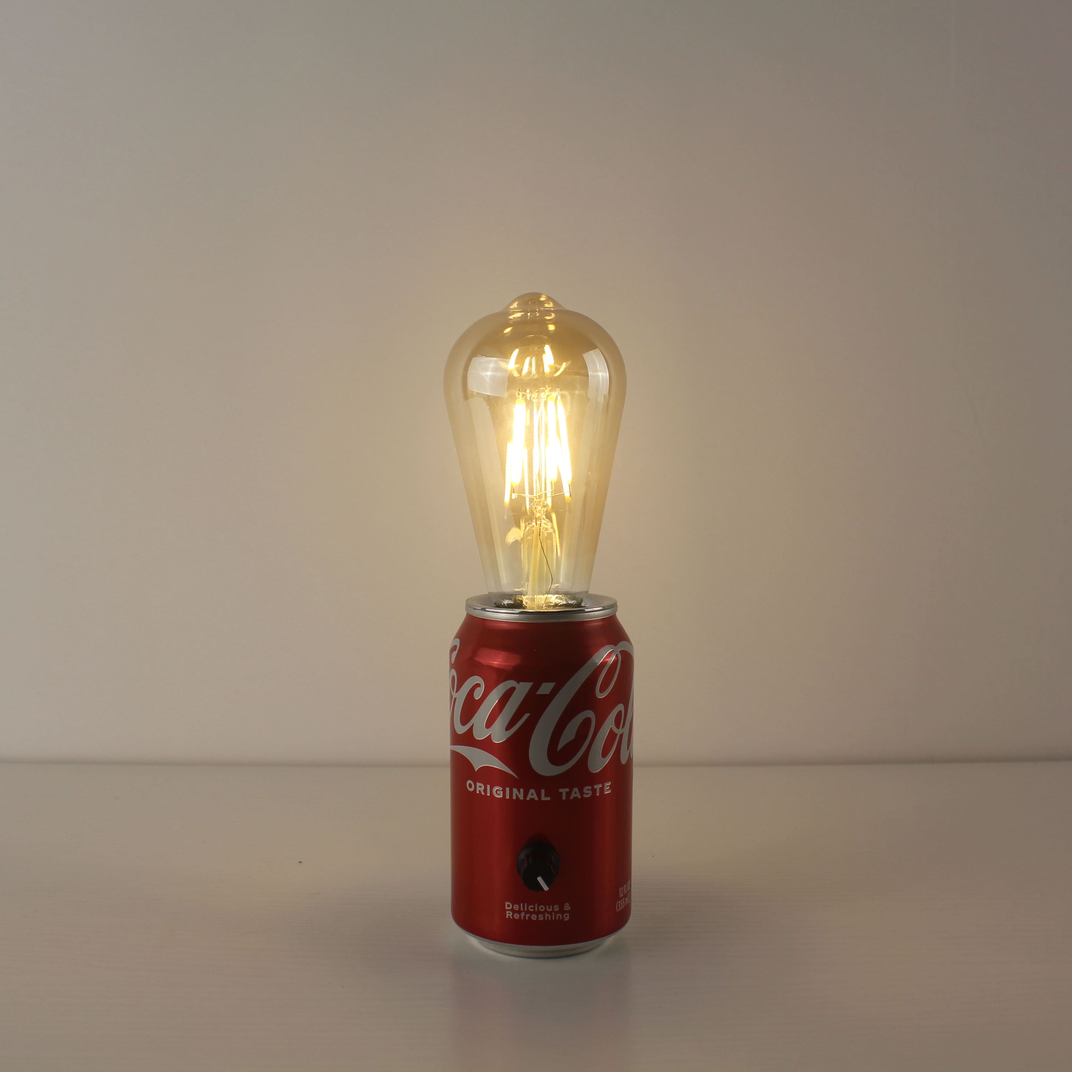 upcycled coca cola can battery powered pub table lamp